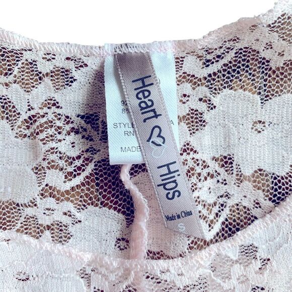 Heart and Hips Women’s Sleeveless Floral Lace Flowy Tank Top Size Small - Picture 3 of 3